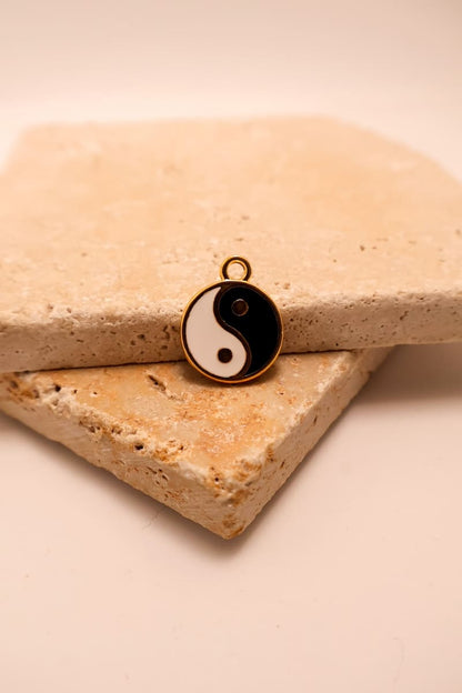 Yin und Yang Charm